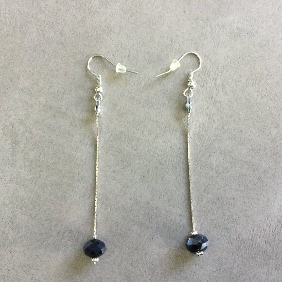 Stunning Black, Silver & Pearl Beaded Jewelry Set - Picture 6 of 8